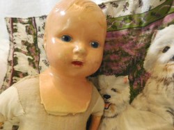 24 inch unmarked mama face